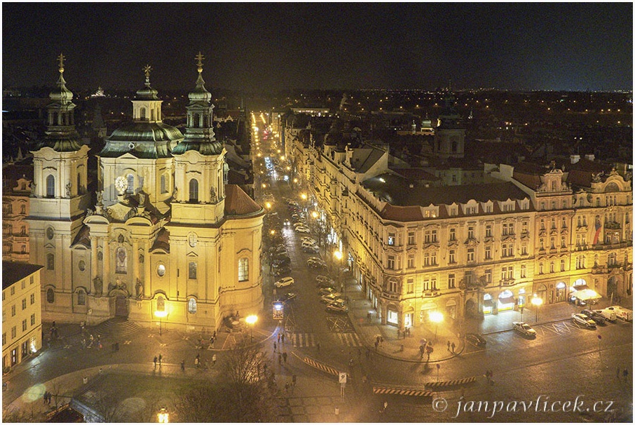 KOSTEL SV. MIKULÁŠE Z VĚŽE STAROMESTSKE RADNICE