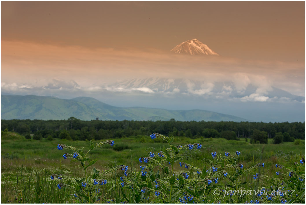 Sopka  Korjakskaja (3462 m)