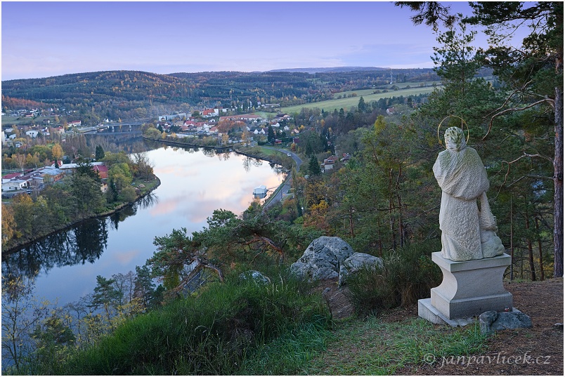 SV.JAN NEPOMUCKÝ, KAMÝK NAD VLTAVOU