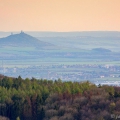 Krkavčí skála-J pohled-Hazmburk (418 m) | fotografie