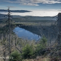 Plešné jezero (1089 m)  z jezerní stěny, vltavská brázda... | fotografie